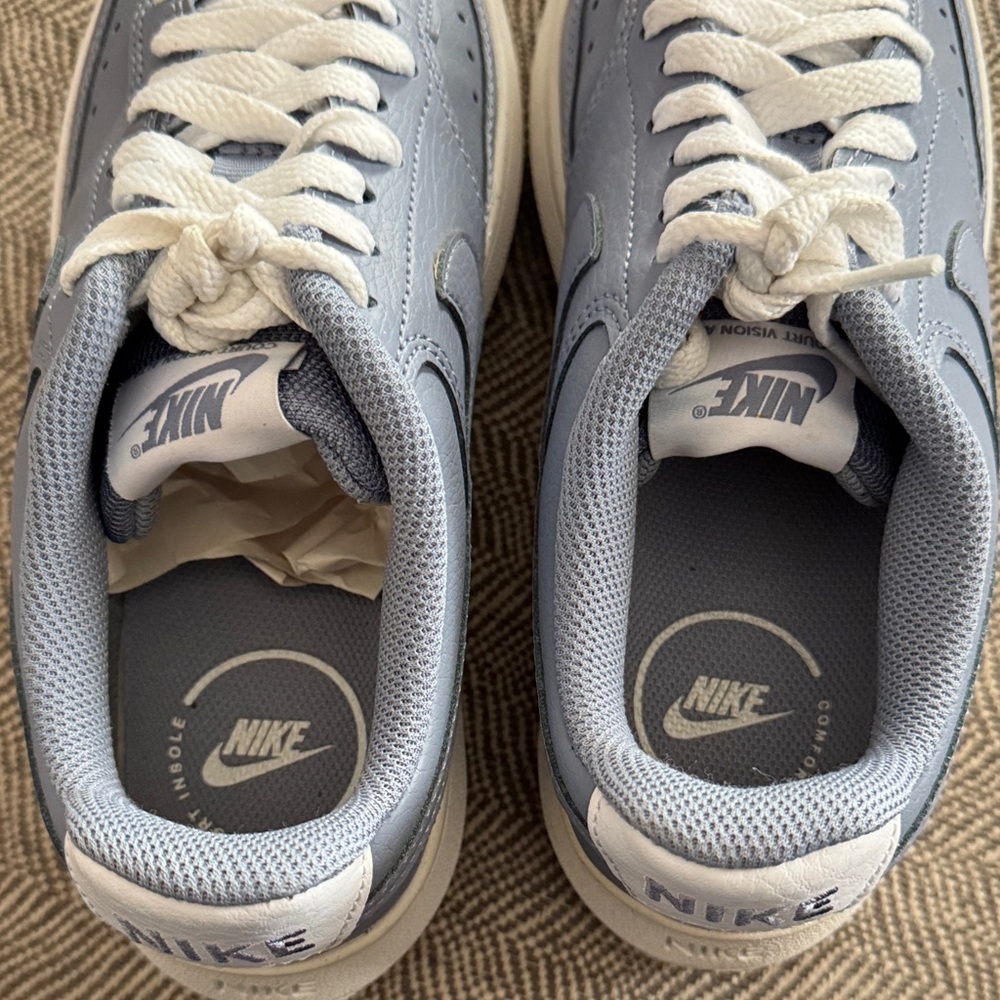 Nike Court Vision Alta Sneakers - Picture 5 of 5